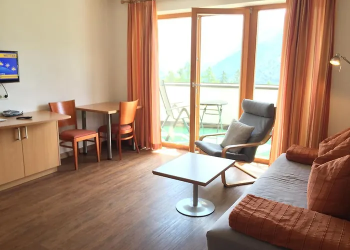 Neier 公寓式酒店 4*