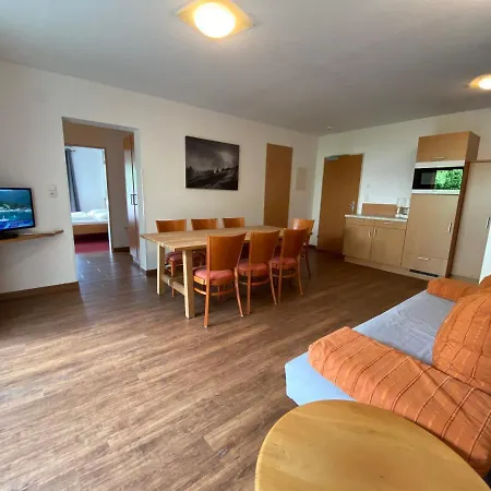 Apart Neier Aparthotel